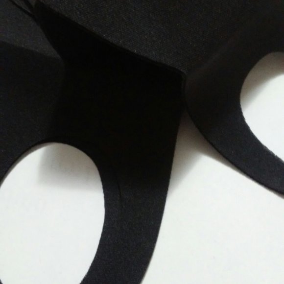 6Pk New Black Stretchy Washable Face Masks - Picture 2 of 4